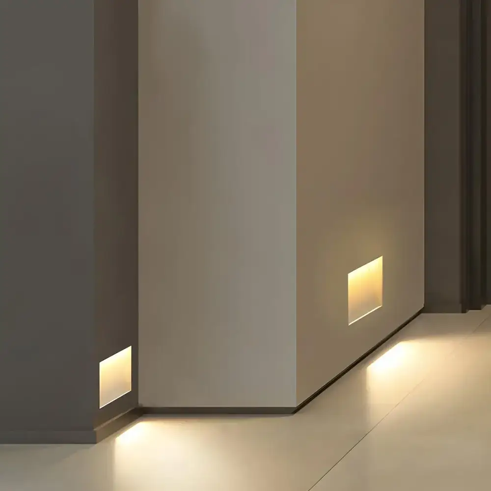 Sensorbasierte LED-Beleuchtung im Flur von Ilmenau Haustechnik